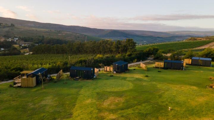 Klein Paradys: the units spread across the grass with the valley behind, Old Mac Daddy, Elgin Valley